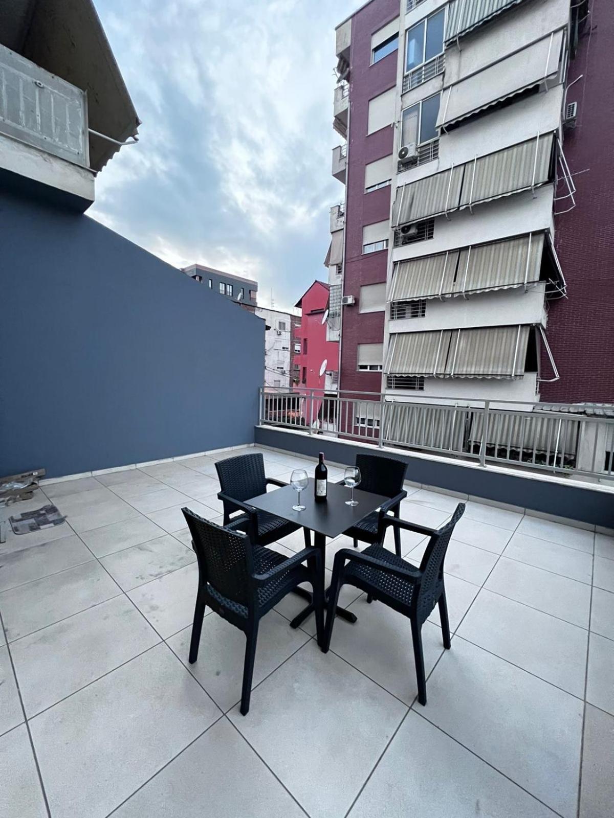 New Baazar Terrace Apartment Tirana Zewnętrze zdjęcie
